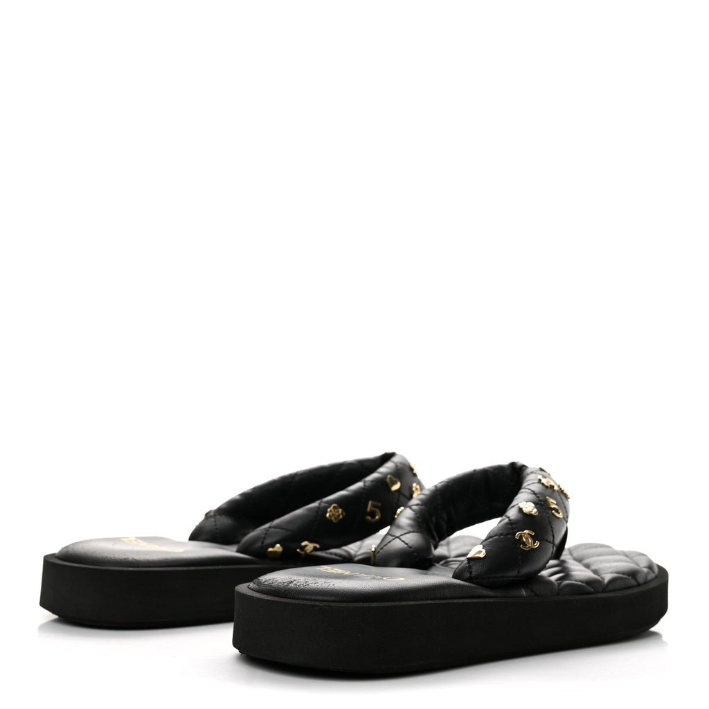 Lambskin Quilted Padded Charms Thong Sandals 38 Black