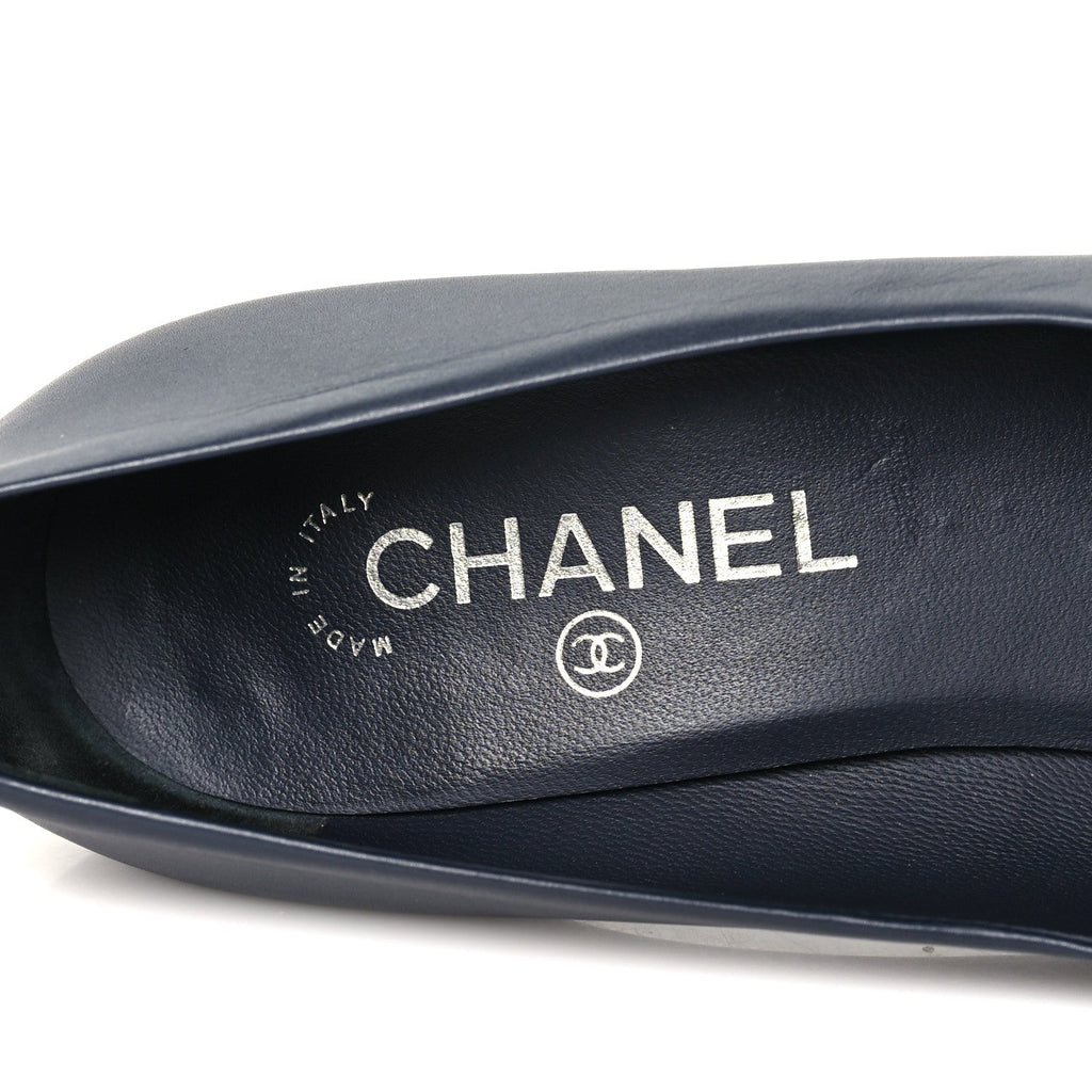 Calfskin Patent CC Cap Toe Platform Chain Pumps 38.5 Navy Black