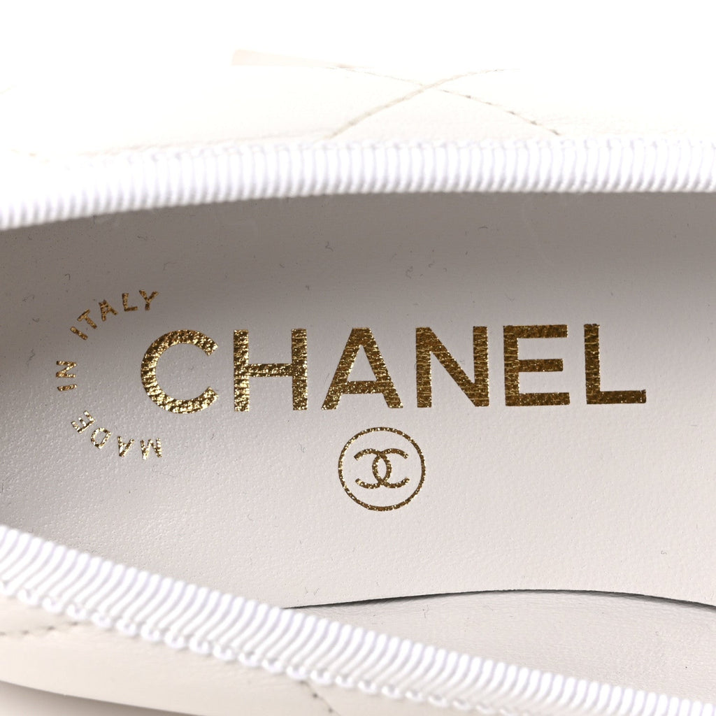Lambskin Quilted CC Cambon Ballet Flats 35 White Black