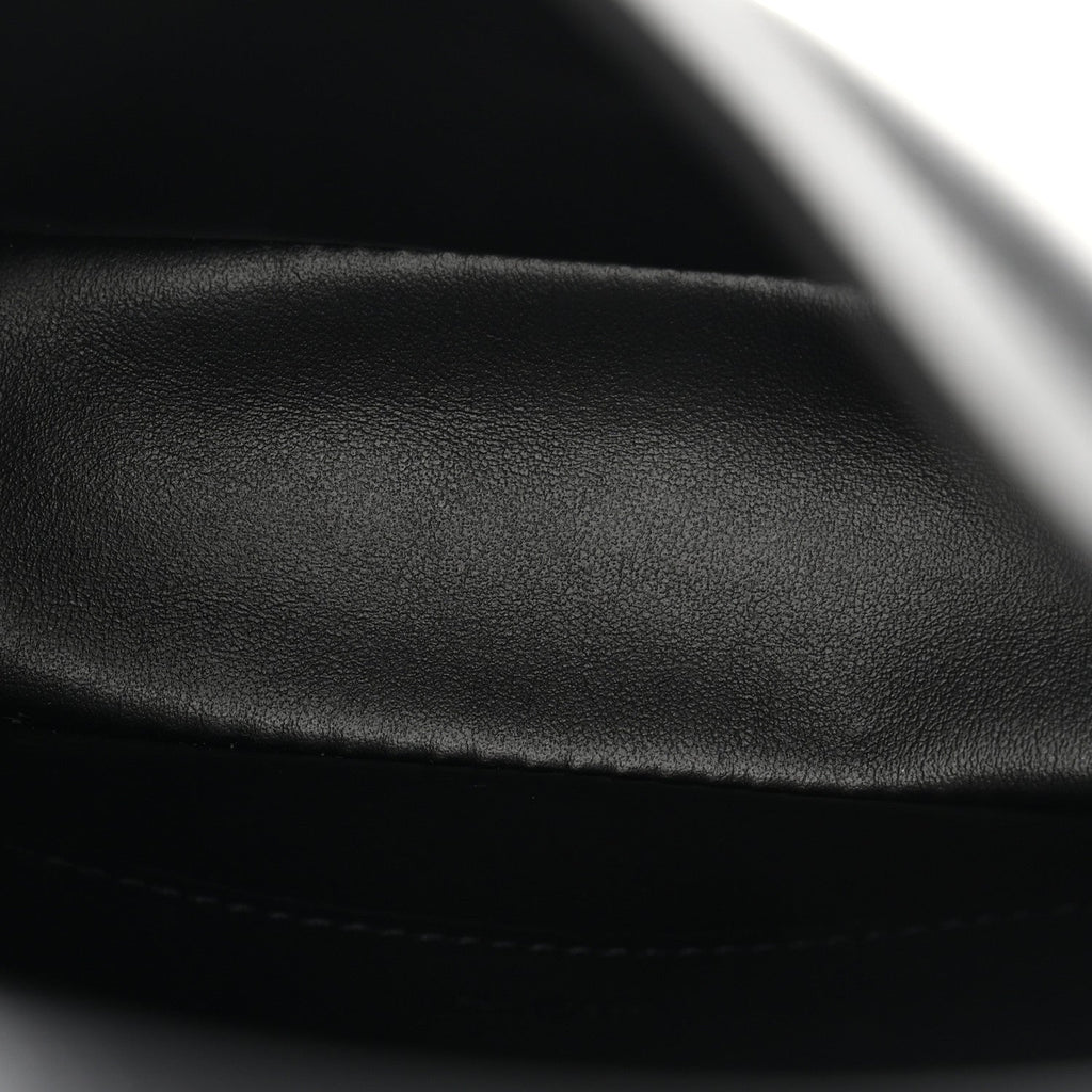 Smooth Calfskin Triomphe Mini Bucket Bag Black