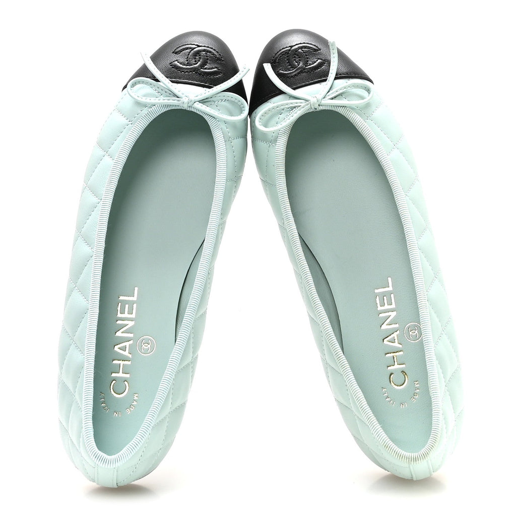 Lambskin Quilted CC Cap Toe Ballerina Flats 36 Light Blue Black