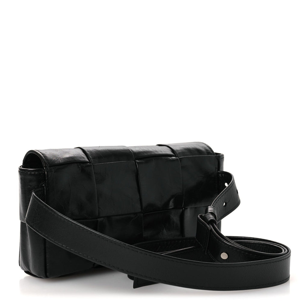 Paper Calfskin Maxi Intreccio The Belt Cassette Bag Black