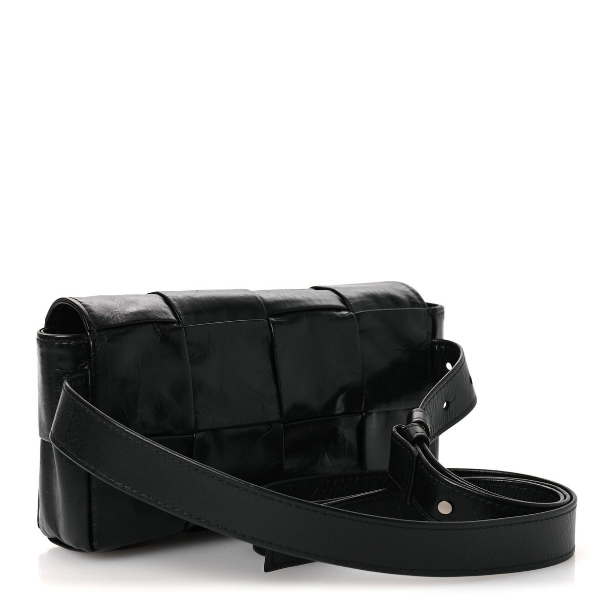 Paper Calfskin Maxi Intreccio The Belt Cassette Bag Black