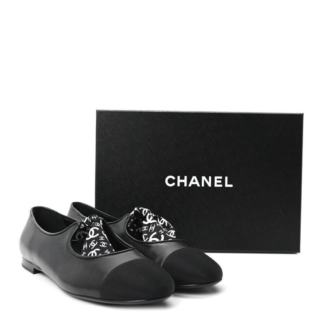 Lambskin Grosgrain Silk CC Mary Jane Flats 40 Black White