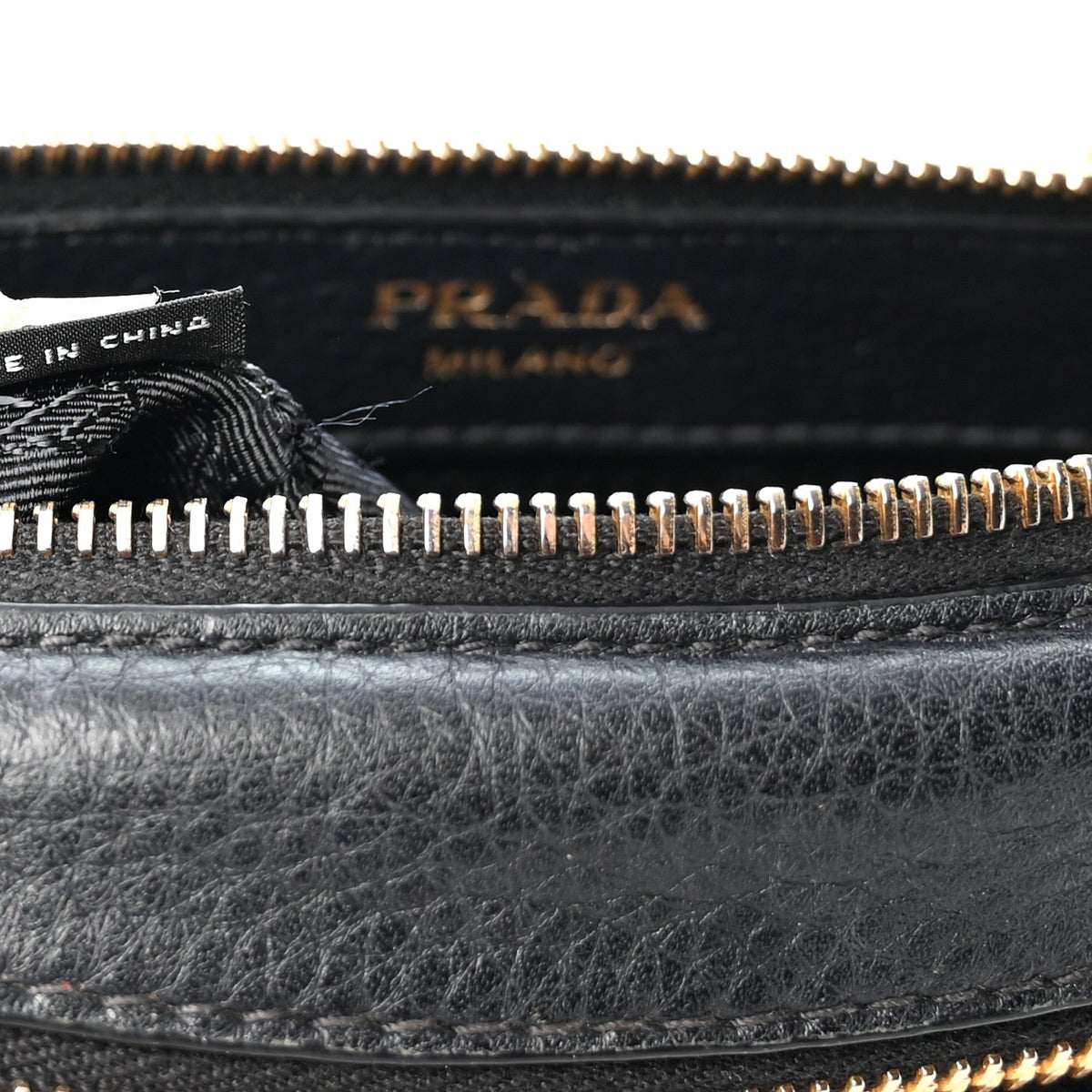 Vitello Daino Small Belt Bag Black