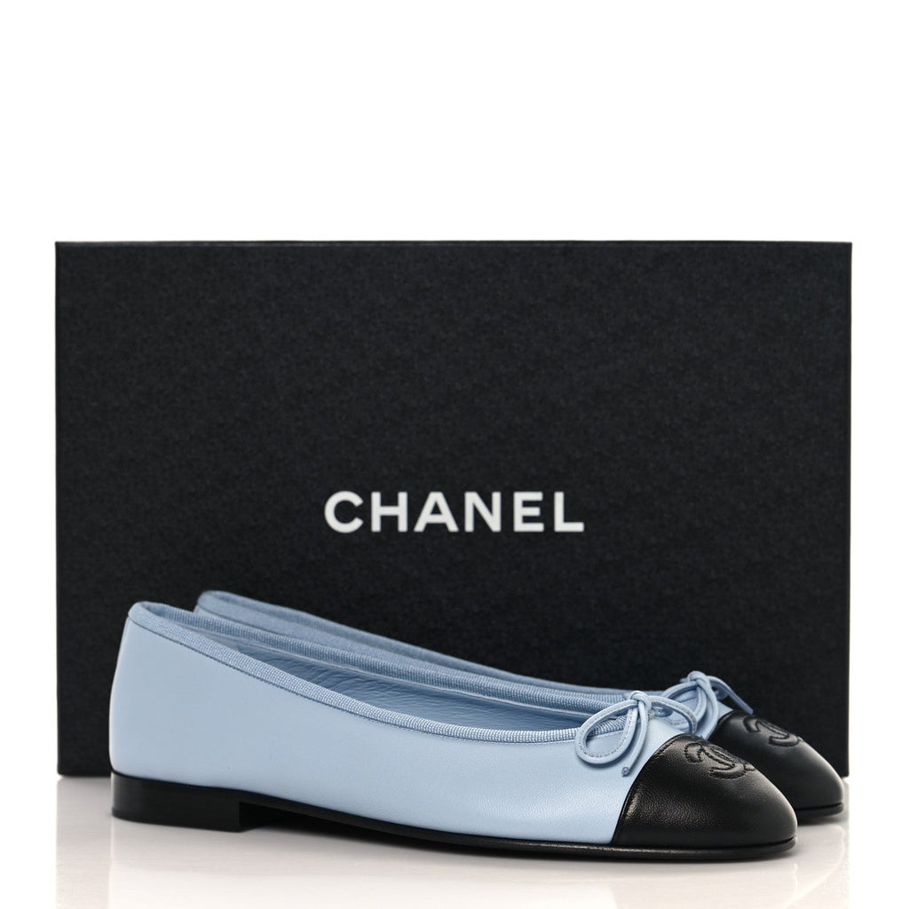 Lambskin Cap Toe CC Ballerina Flats 37 Light Blue Black