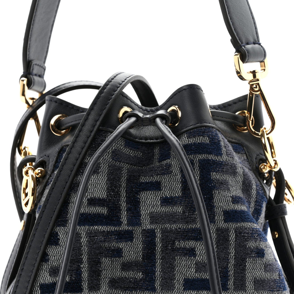Chenille Vitello Grace FF Mini Mon Tresor Bucket Bag Grigio Blue Notte