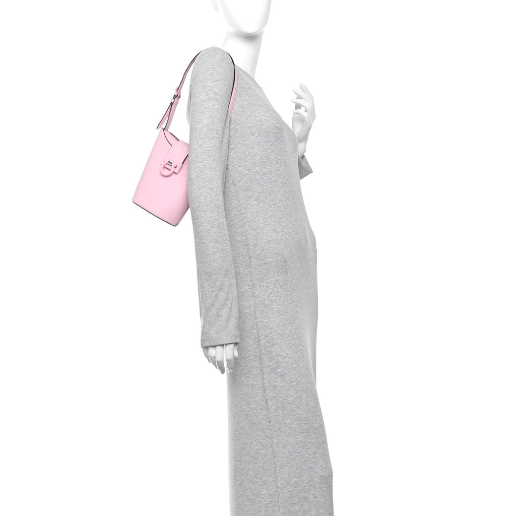 Calfskin Small Trifolio Bucket Shoulder Bag Cheerleader Pink