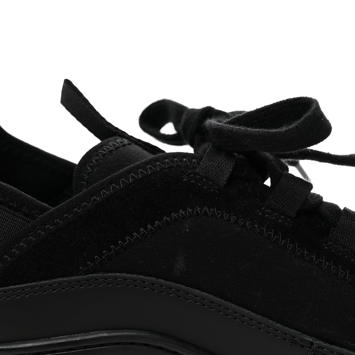 Velvet Calfskin Mixed Fibers CC Sneakers 41 Black