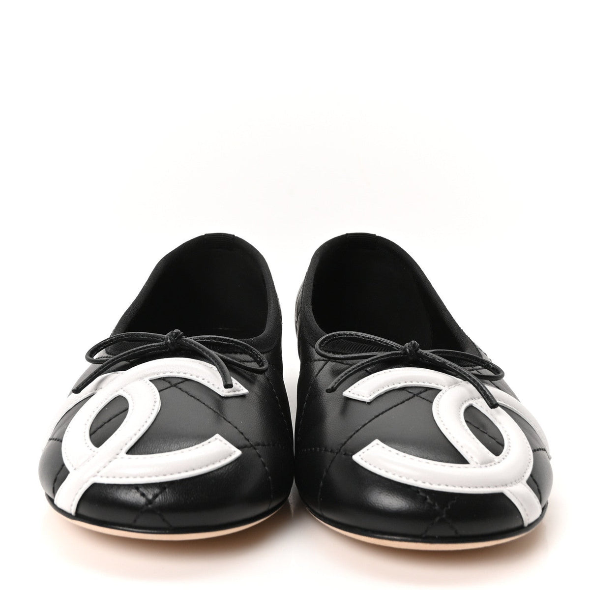 Lambskin Quilted CC Cambon Ballet Flats 35 Black White
