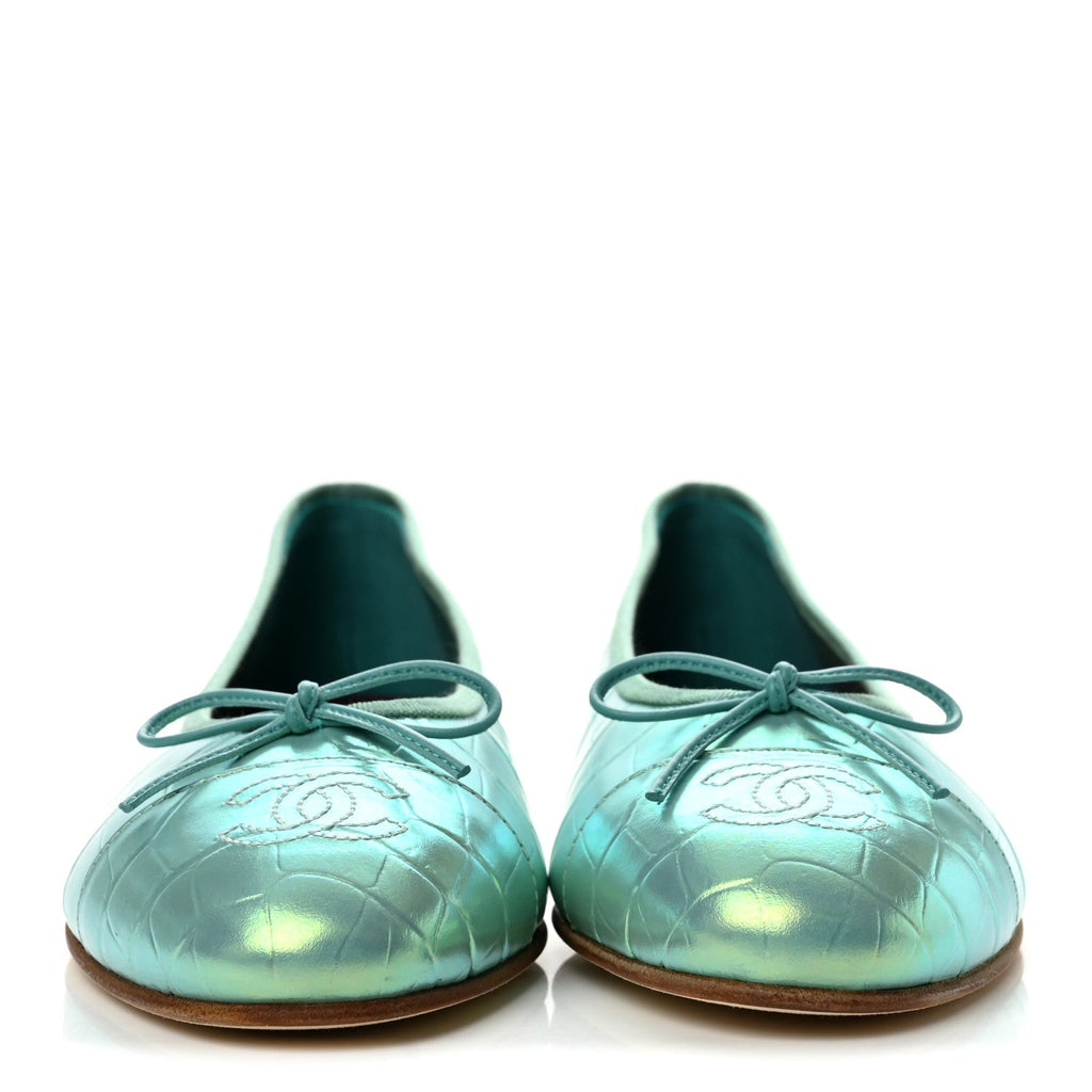 Iridescent Calfskin Crocodile Embossed Ballerina Flats 39.5 Green