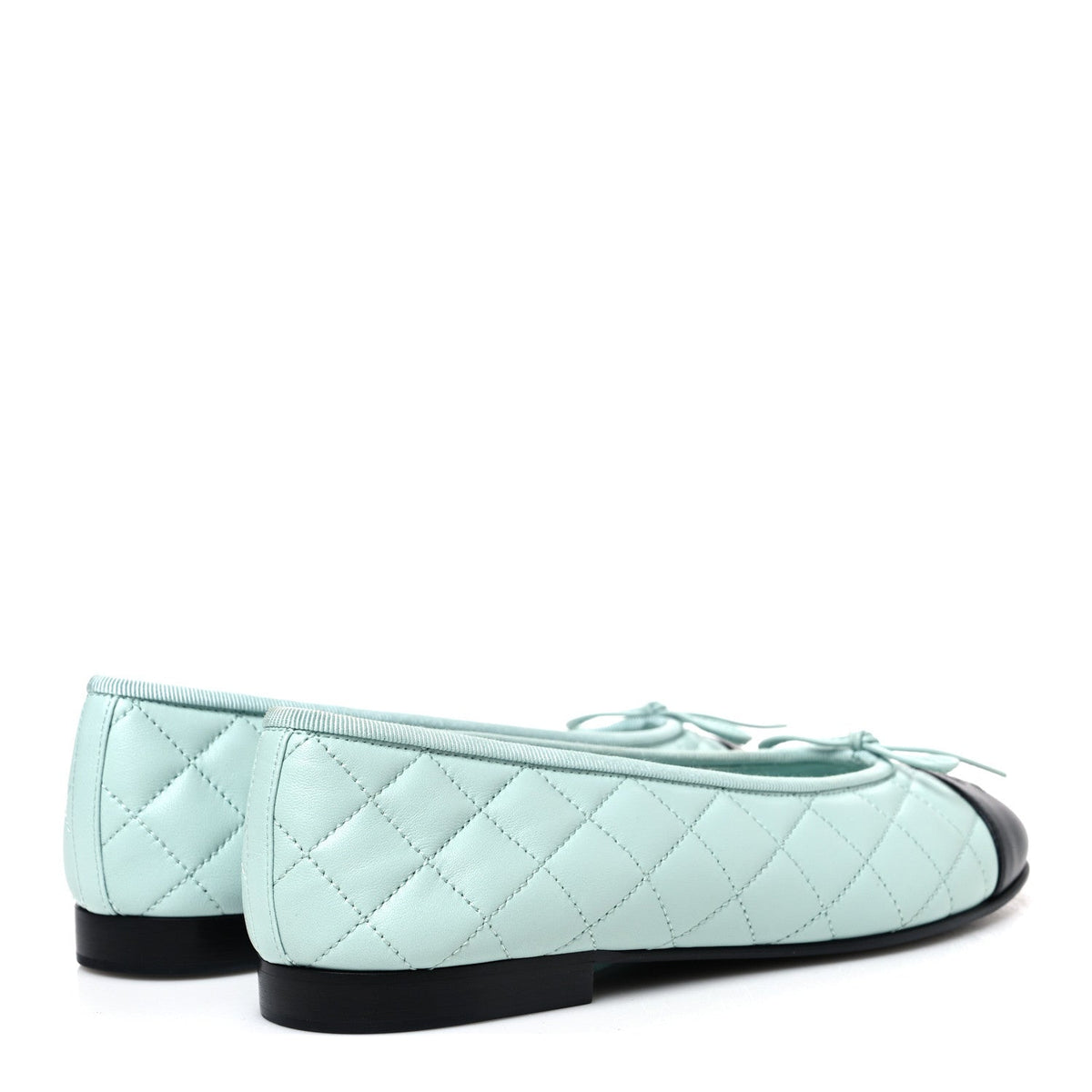 Lambskin Quilted CC Cap Toe Ballerina Flats 38 Light Blue Black