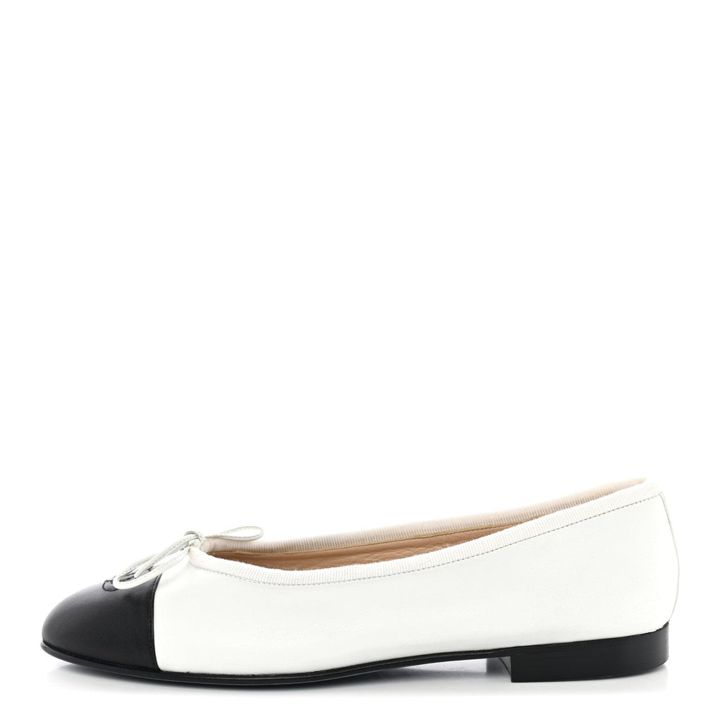 Lambskin Cap Toe CC Ballerina Flats 38 White Black