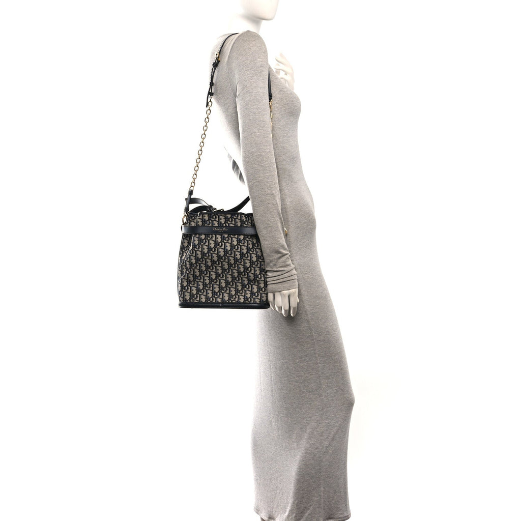 Oblique Calfskin Medium C'est Dior Bucket Bag Blue