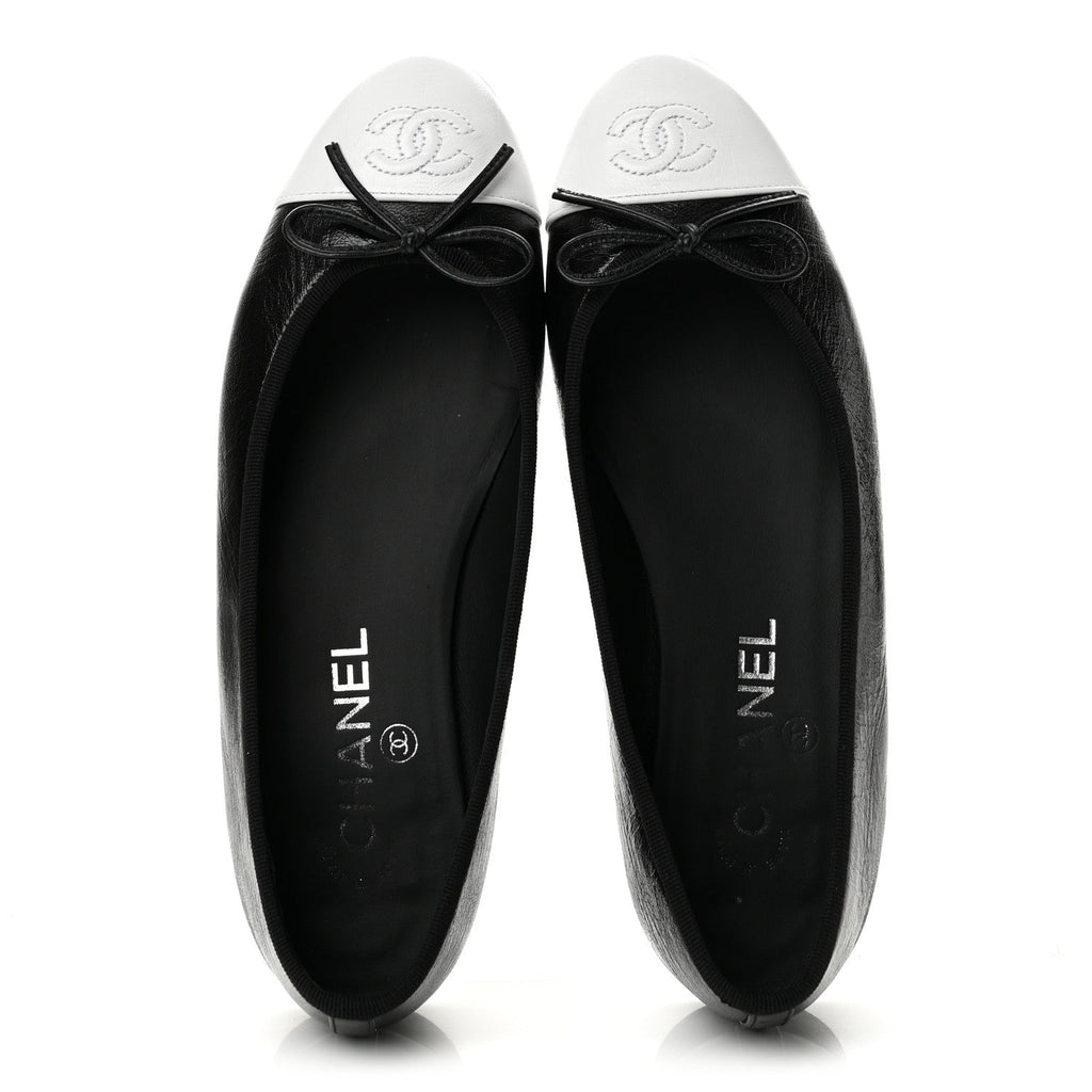 Crumpled Shiny Lambskin CC Cap Toe Ballerina Flats 37.5 Black White