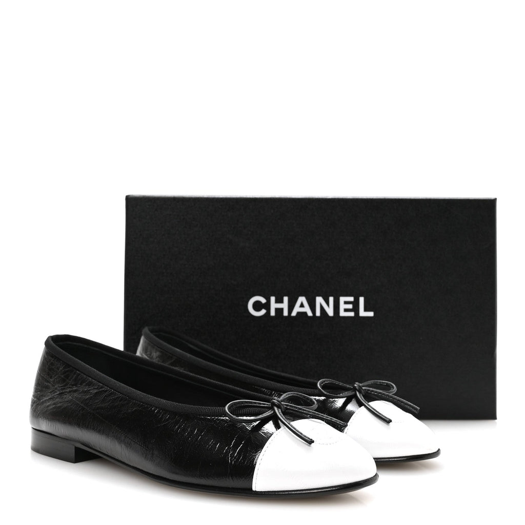 Crumpled Shiny Lambskin Cap Toe CC Ballerina Flats 38 Black White