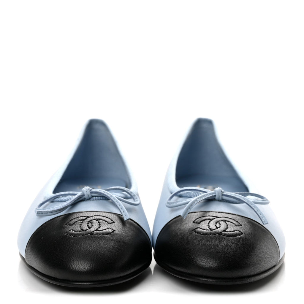 Lambskin Cap Toe CC Ballerina Flats 39.5 Light Blue Black