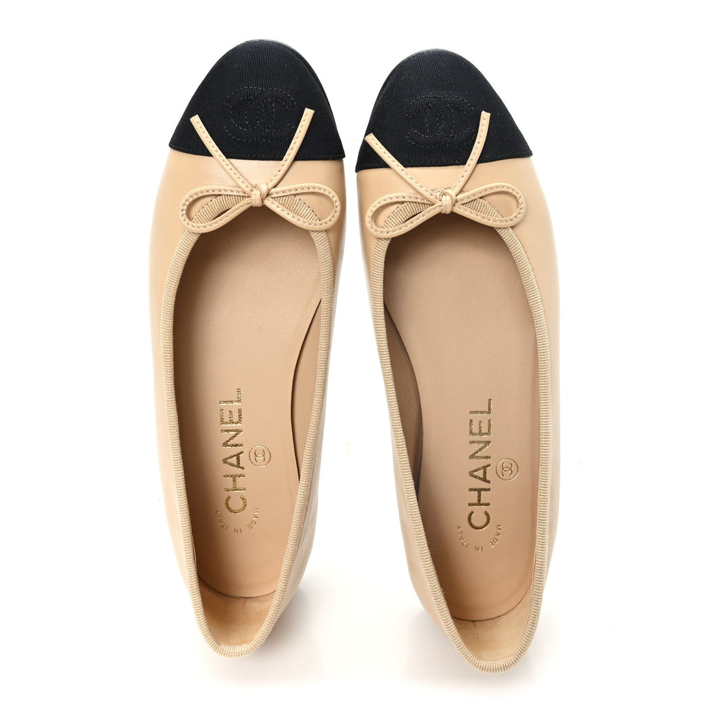 Lambskin Grosgrain Cap Toe CC Ballerina Flats 36 Beige Black