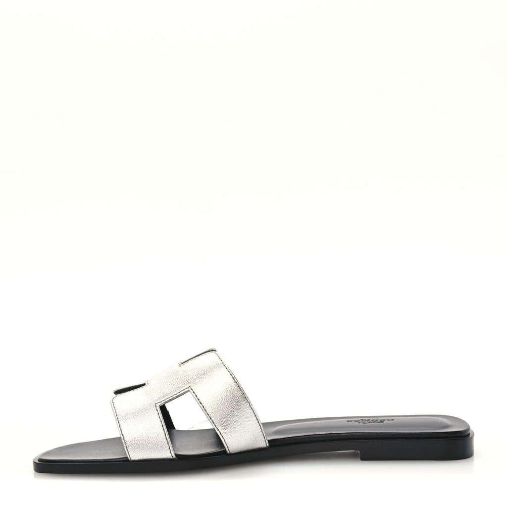 Metallic Chevre Oran Sandals 40.5 Gris Argente