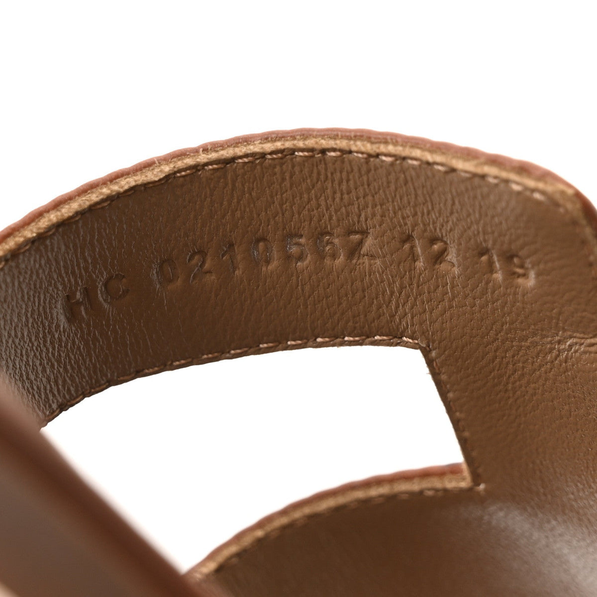 Box Calfskin Oran Sandals 35 Gold