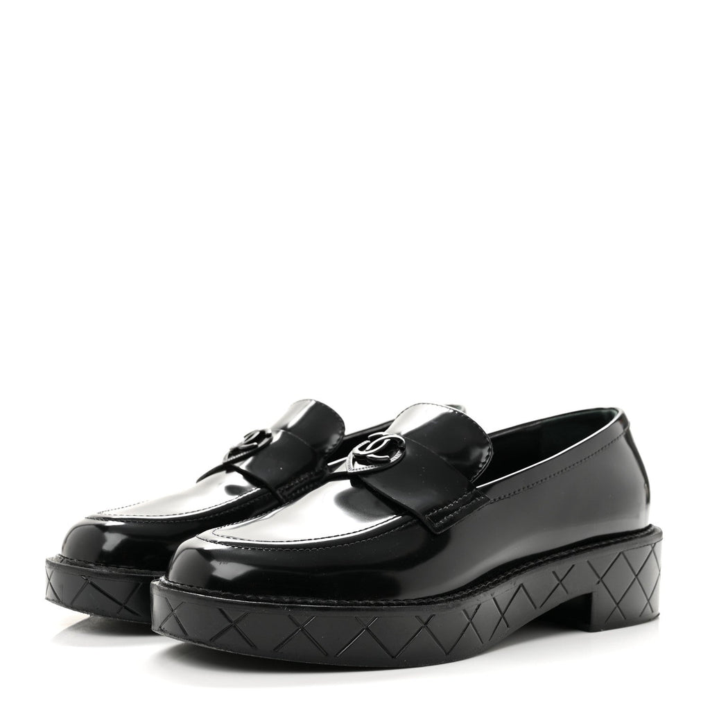 Shiny Calfskin Quilted CC Mocassin Loafers 39 Black