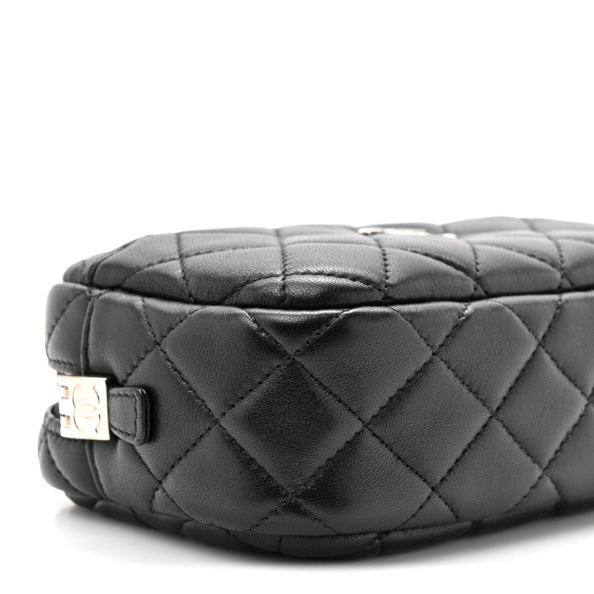 Lambskin Quilted Small Camera Case Black