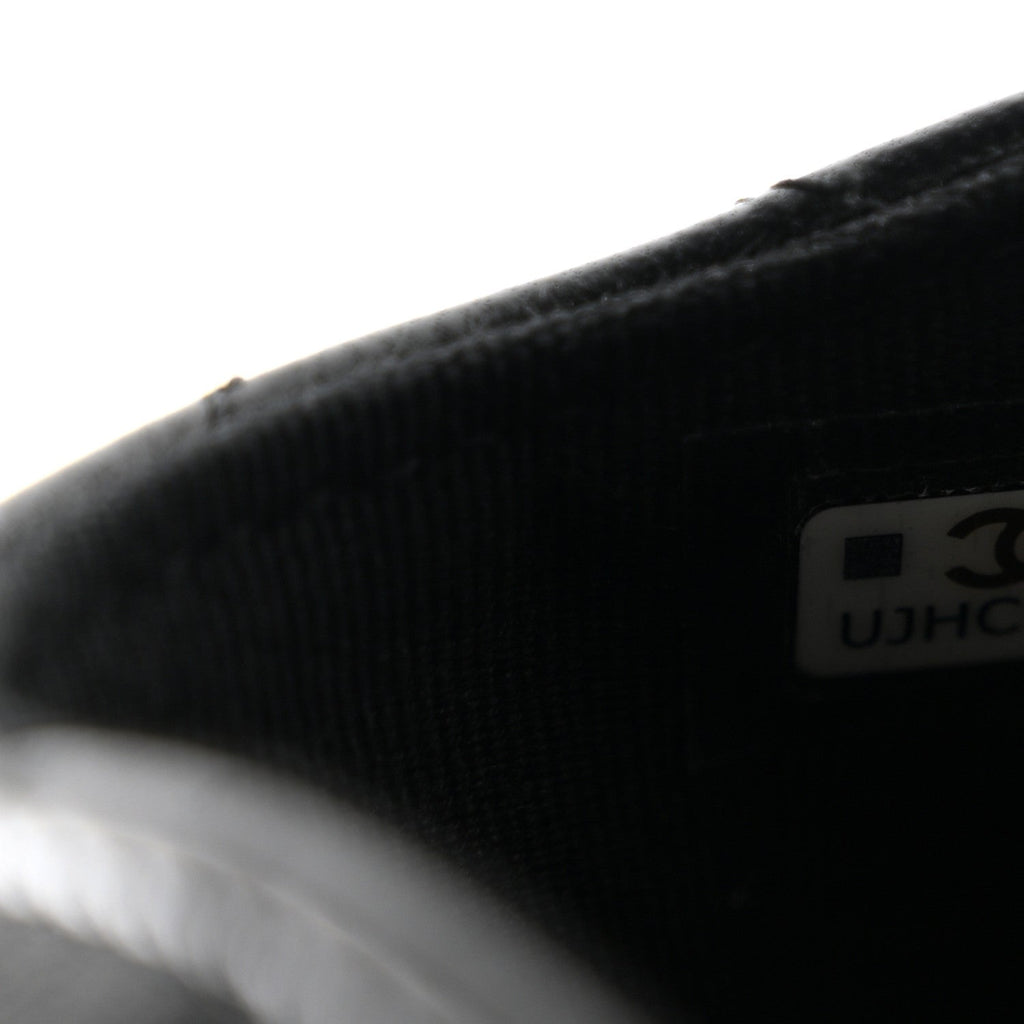 Lambskin Coco Enamel Quilted Mini Chain Belt Bag Black