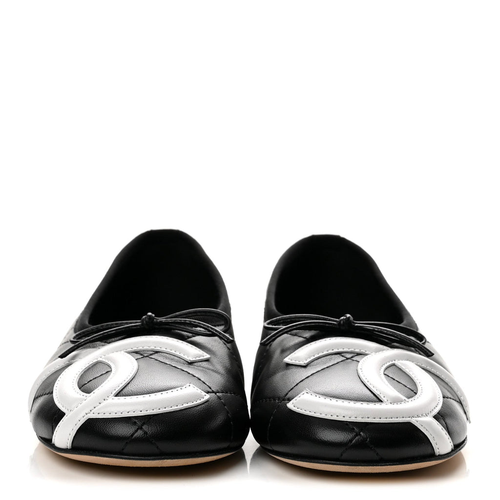 Lambskin Quilted CC Cambon Ballet Flats 36 Black White