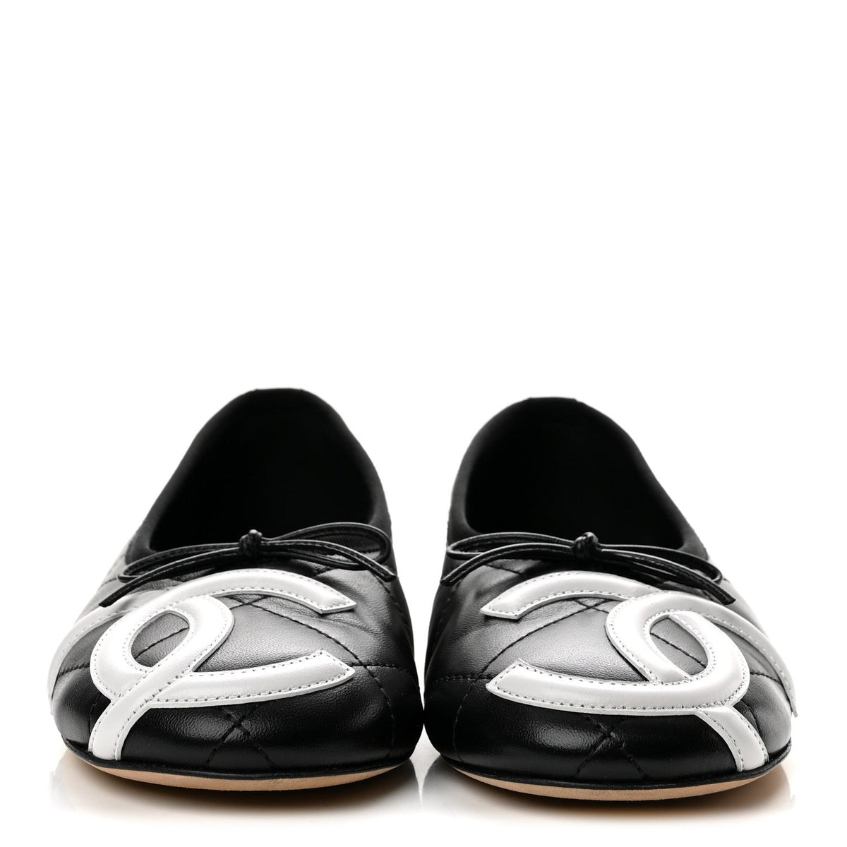Lambskin Quilted CC Cambon Ballet Flats 36 Black White