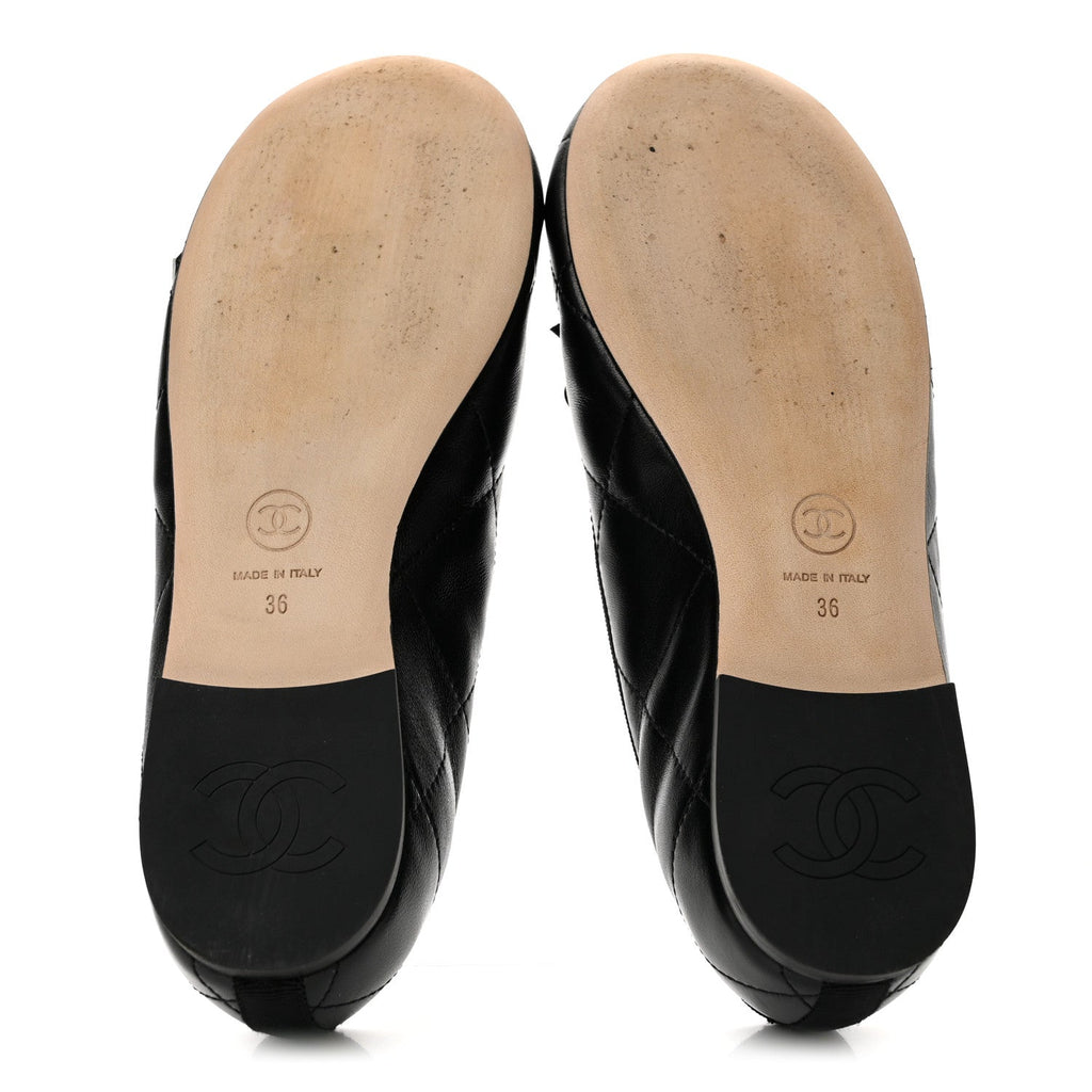 Lambskin Quilted CC Cambon Ballet Flats 36 Black White