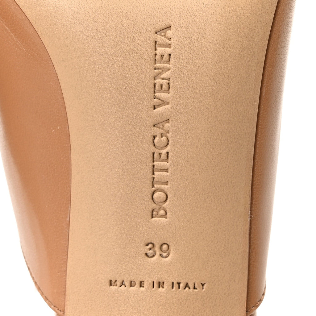 Lambskin Stretch Mule 40mm Sandals 39 Beige