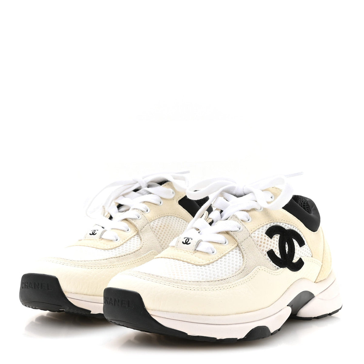 Mesh Suede Calfskin Grained Calfskin Womens CC Sneakers 36 White Black
