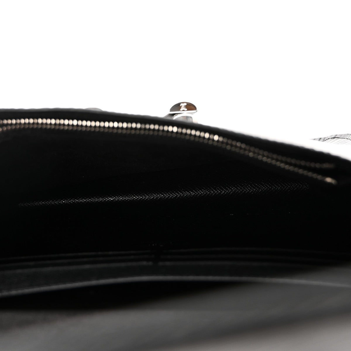 Epi Twist Belt Chain Wallet Black