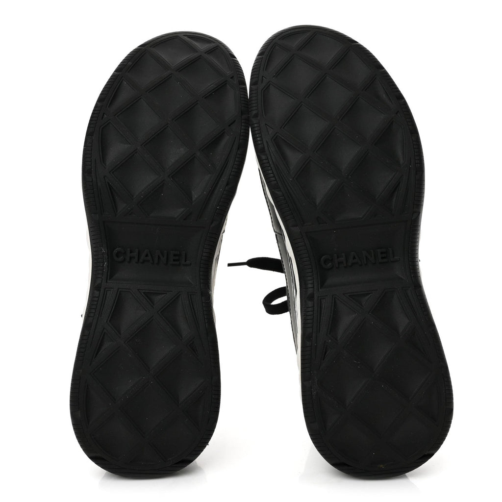 Velvet Calfskin Mixed Fibers CC Sneakers 41 Black