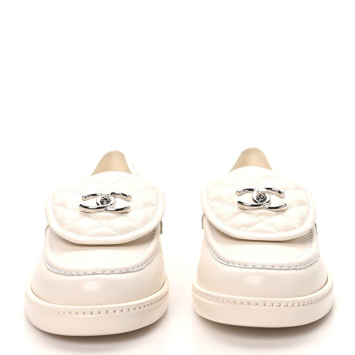 Lambskin Quilted CC Turnlock Loafers 40 White